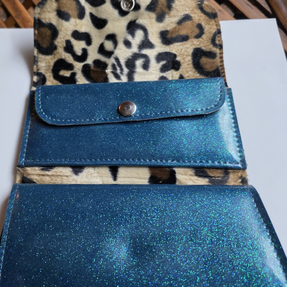 Trophy Queen Blue Glitter Wallet - Picture 6 of 10